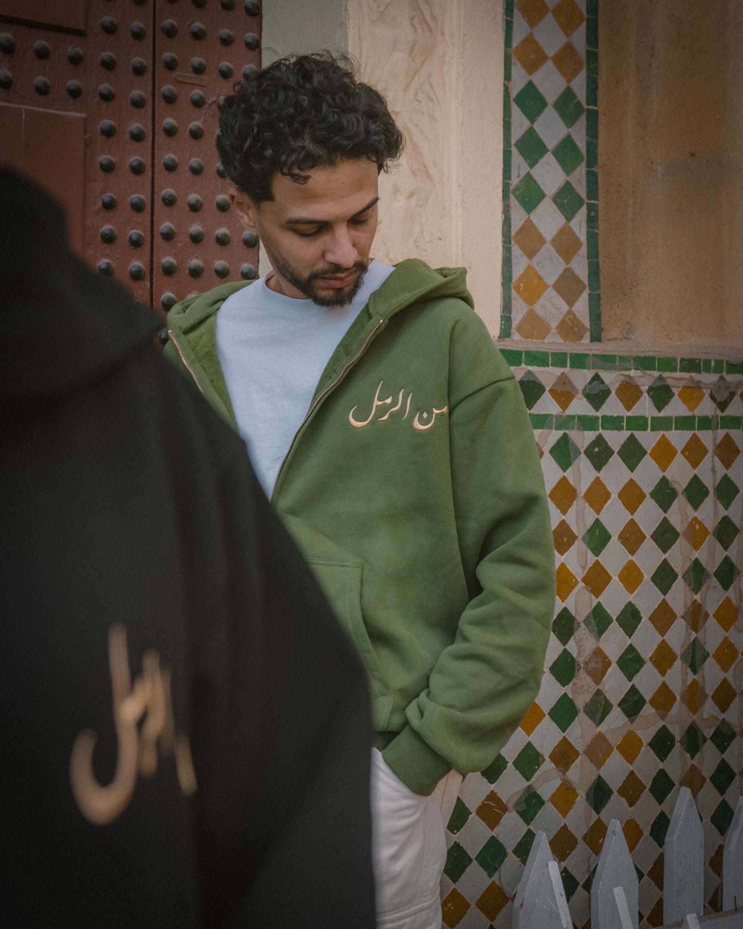 OLIVE GREEN BEDOUIN GATHERING ZIP-UP