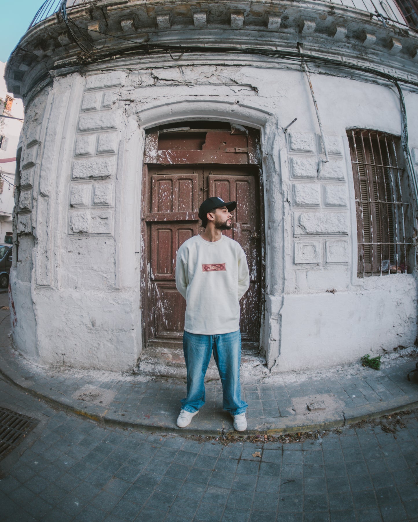 PERSIAN RUGS CREWNECK (WHITE)